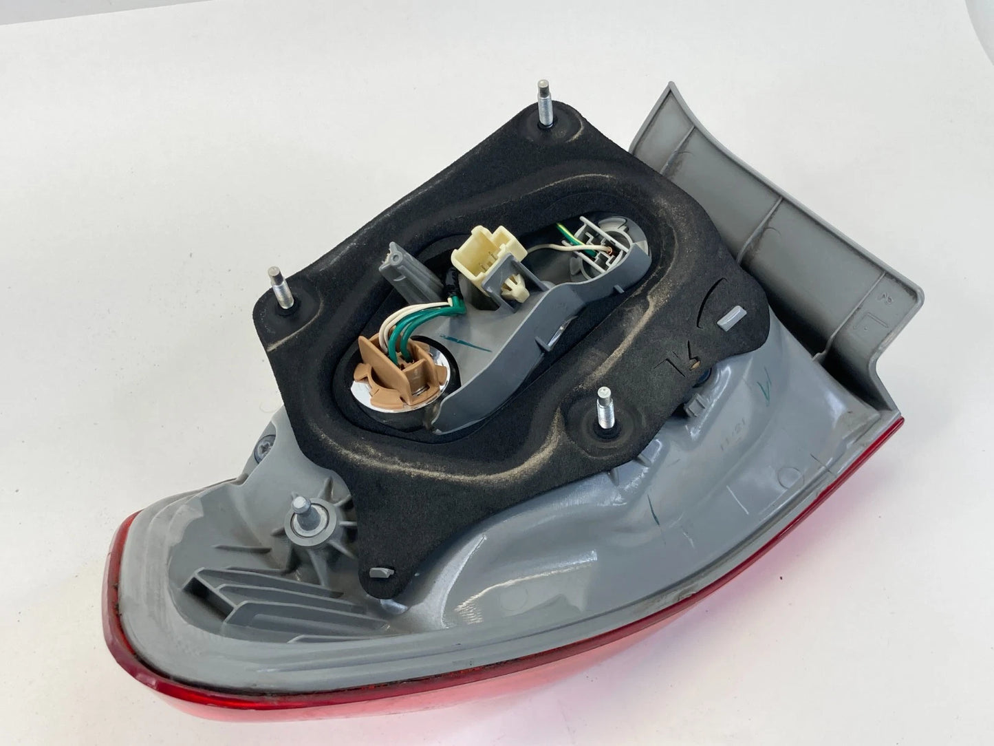 2011-2013 TOYOTA COROLLA REAR LEFT SIDE OUTER TAILLIGHT TAIL LAMP ASSY OEM