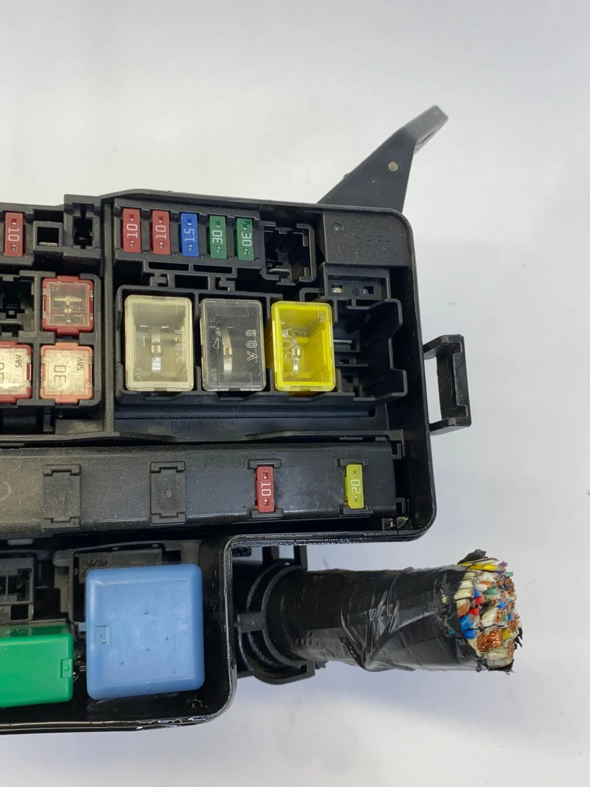 2006-2012 TOYOTA RAV4 2.4L 2.5L ENGINE BAY UNDERHOOD FUSE BOX RELAY BLOCK OEM