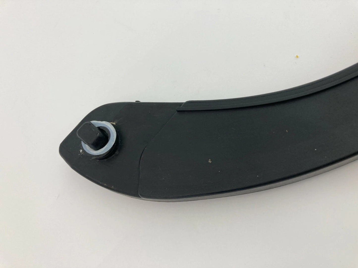 2003-2011 SAAB 9-3 93 REAR LEFT SIDE BUMPER SUPPORT COVER BRACKET 12804176 OEM
