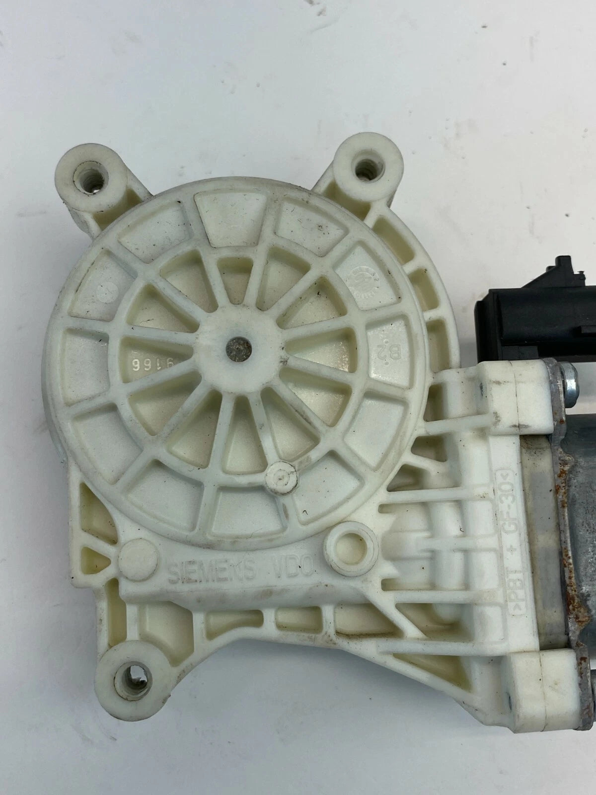 2006-2010 DODGE CHARGER REAR RIGHT SIDE POWER WINDOW MOTOR ASSEMBLY 916568100