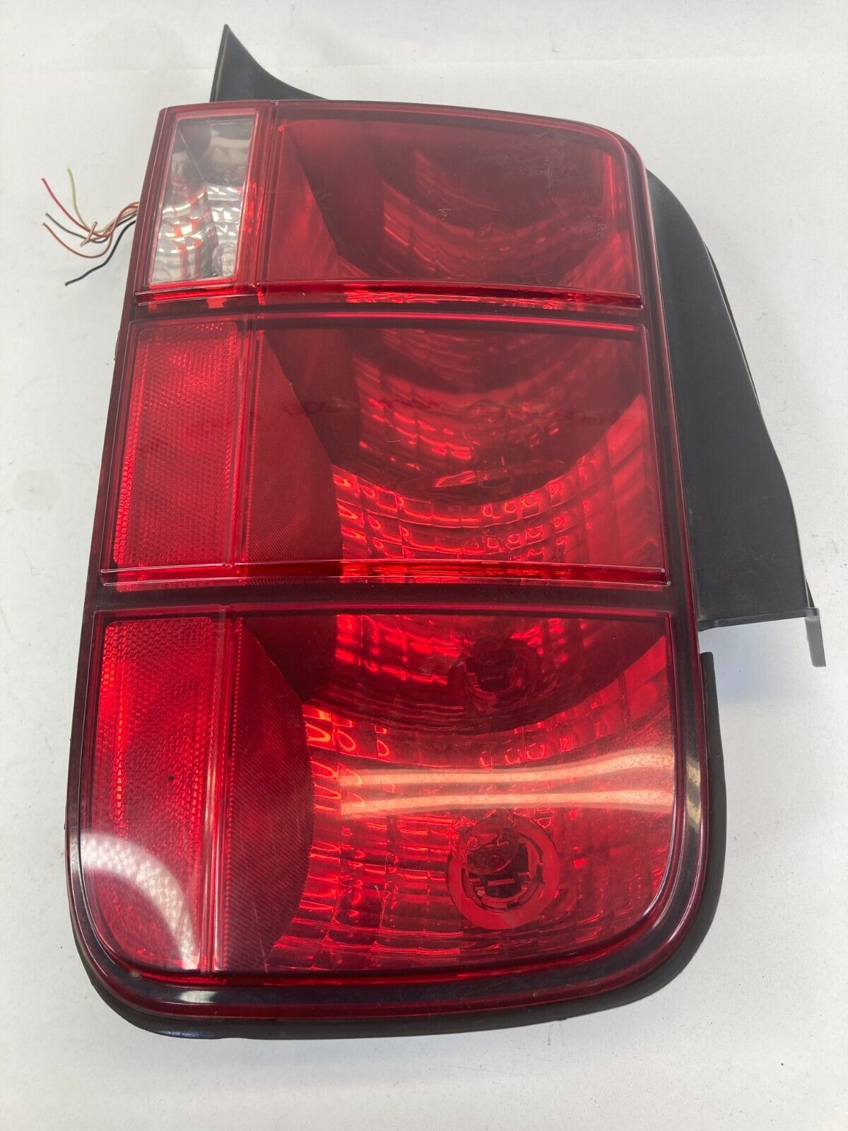 05-09 Ford Mustang Convertible Rear Right Side Tail Light Taillight 13A412-AA