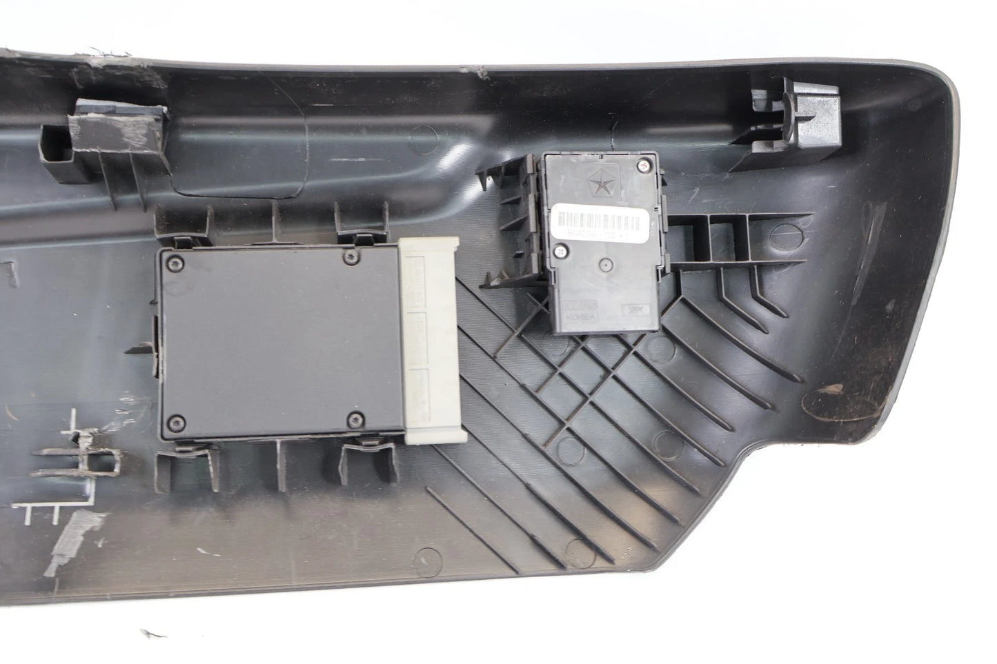 11-18 GRAND CHEROKEE POWER SEAT ADJUST LUMBAR SWITCH FRONT LEFT PANEL 56046232AA