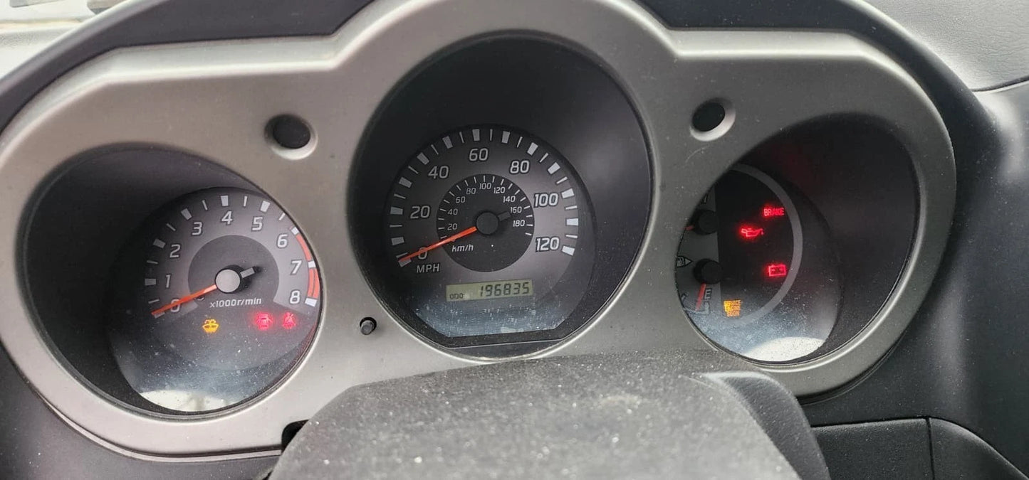 03 04 Nissan Xterra Speedometer Instrument Cluster Gauges 196K Miles 24810-2Z903