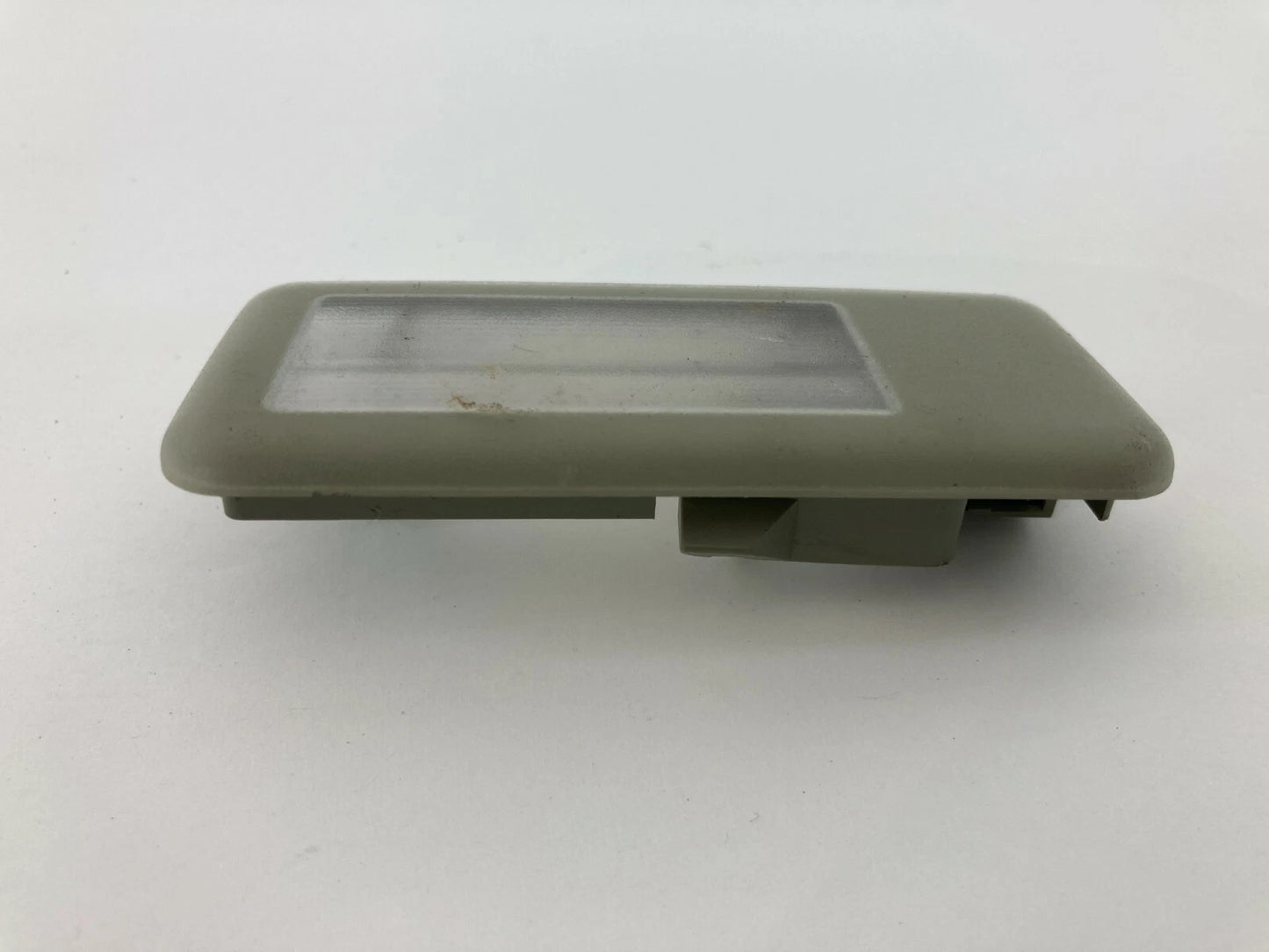 2001-2005 BMW 325I 325XI 330I OVERHEAD LEFT LH SUNVISOR DOME MAP LIGHT LAMP OEM