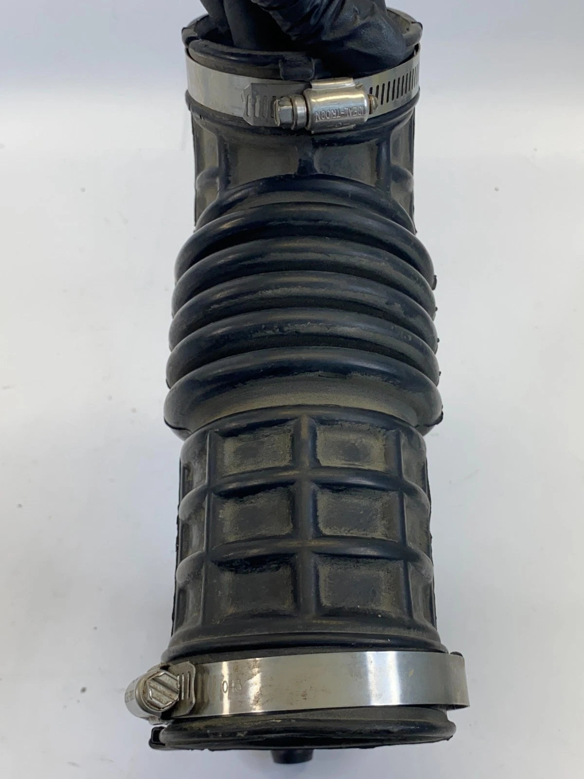 2013-2019 NISSAN SENTRA 1.8L ENGINE AIR INTAKE HOSE CLEANER DUCT PIPE TUBE