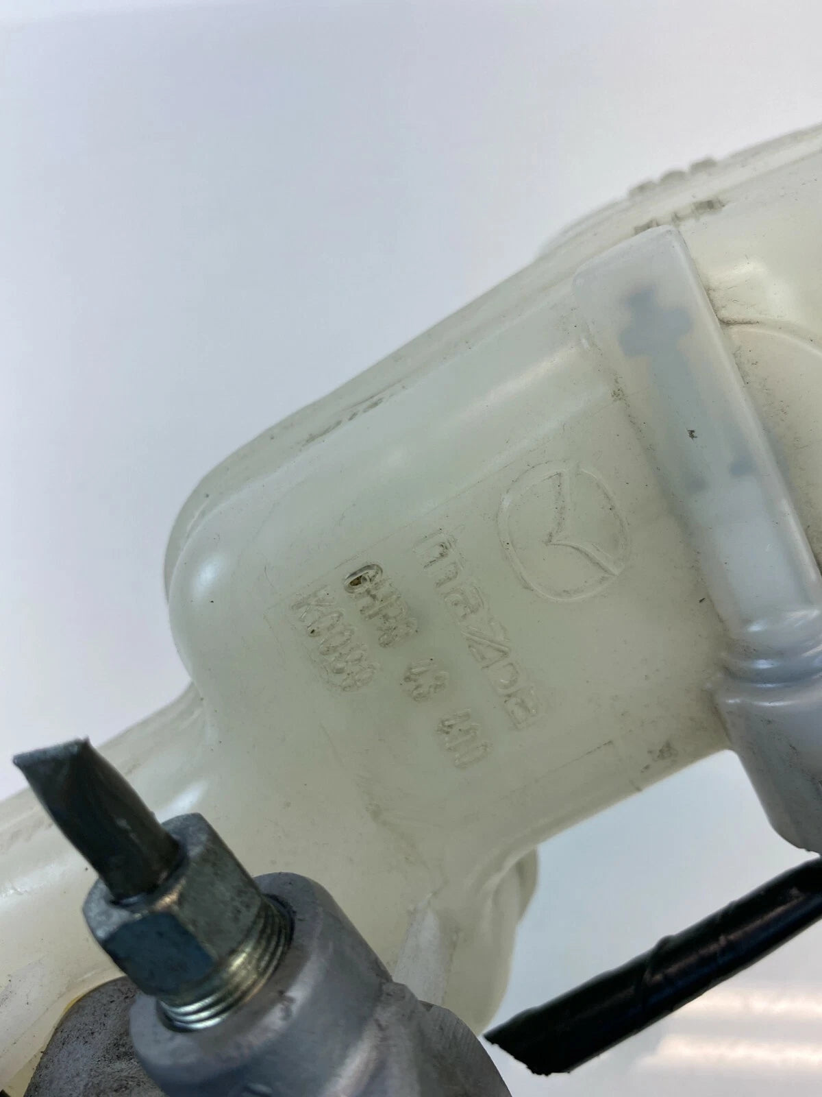 2014-2021 MAZDA 6 BRAKE MASTER CYLINDER WITH FLUID RESERVOIR UNIT ASSEMBLY OEM