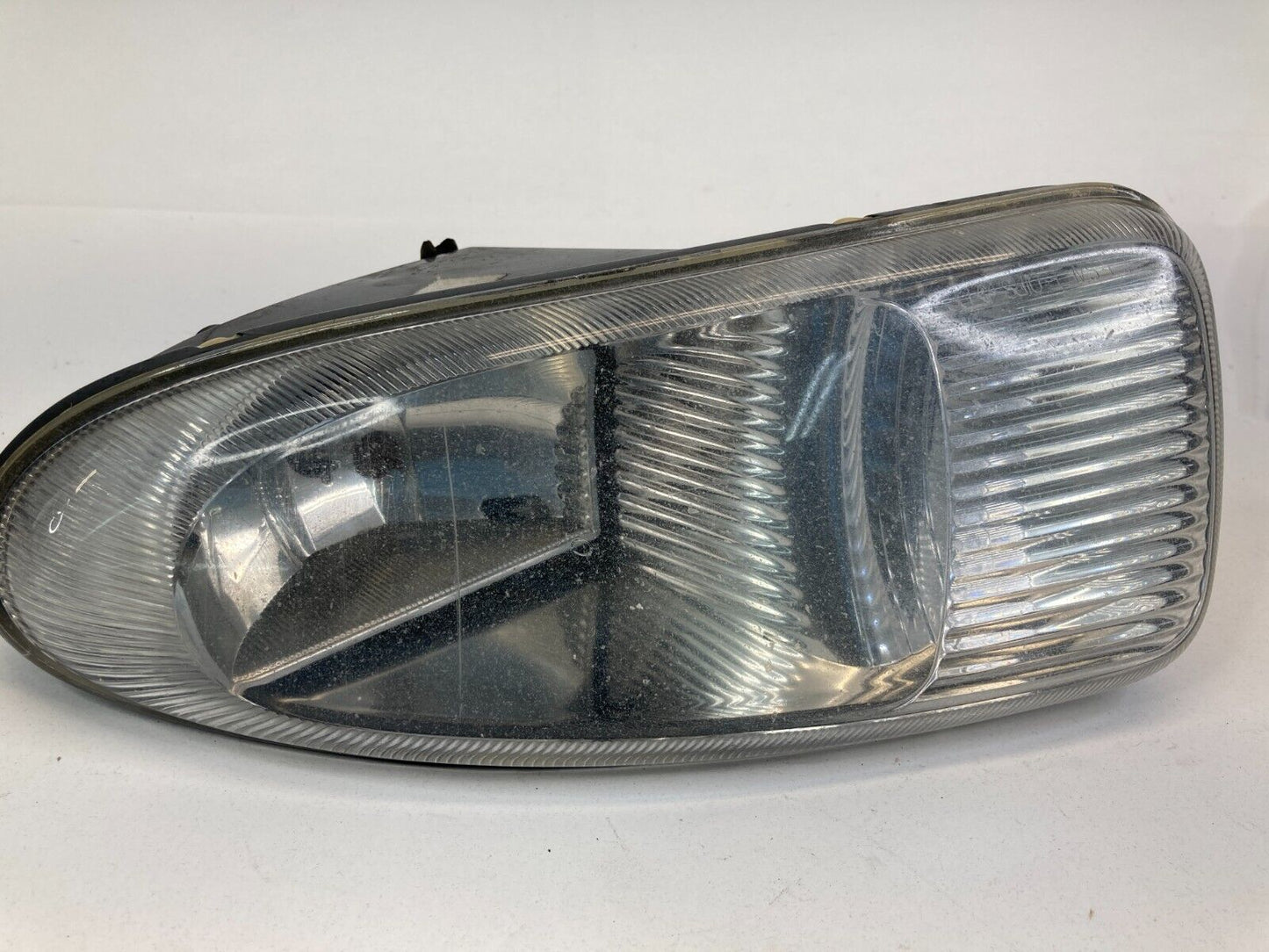 2001-2004 Chrysler Town & Country Front Left Driver Fog Light Lamp LH OEM