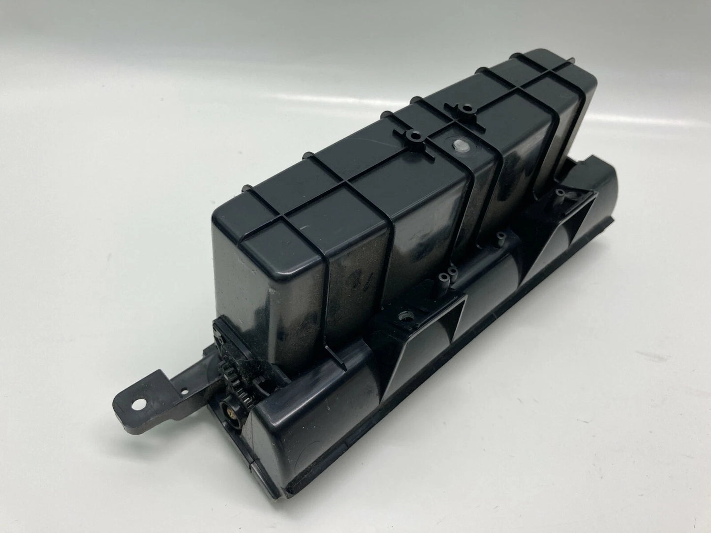 2006 2007 2008 2009 2010 KIA SEDONA CENTER DASH STORAGE COMPARTMENT 4D846-25100