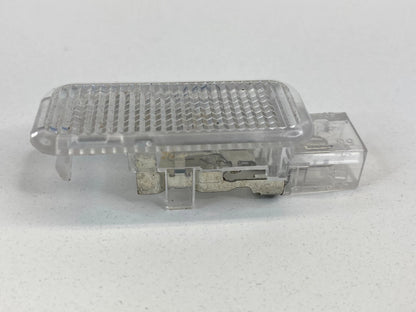 02-08 AUDI A4 QUATTRO REAR LEFT BACK SIDE DOOR INTERIOR COURTESY LIGHT LAMP OEM