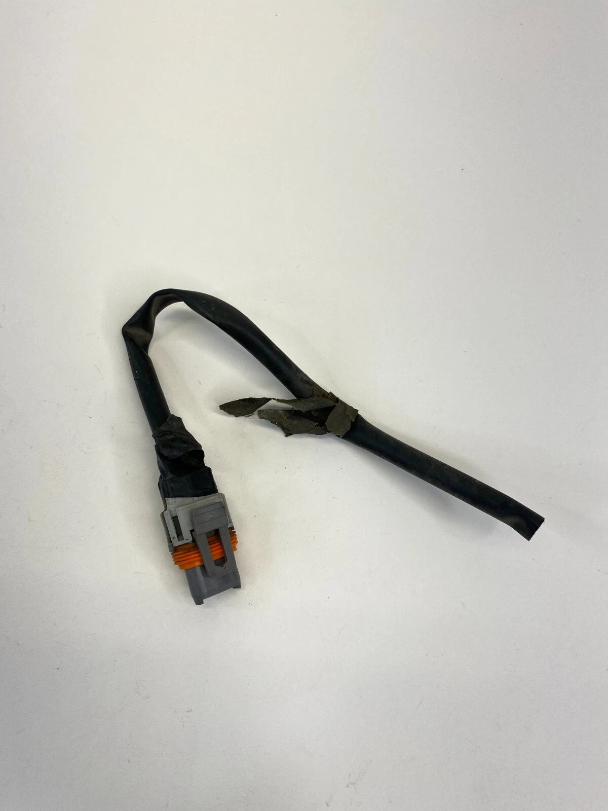 2012-2017 KIA RIO RIGHT TAIL LIGHT WIRE WIRING PLUG HARNESS CABLE CONNECTOR OEM