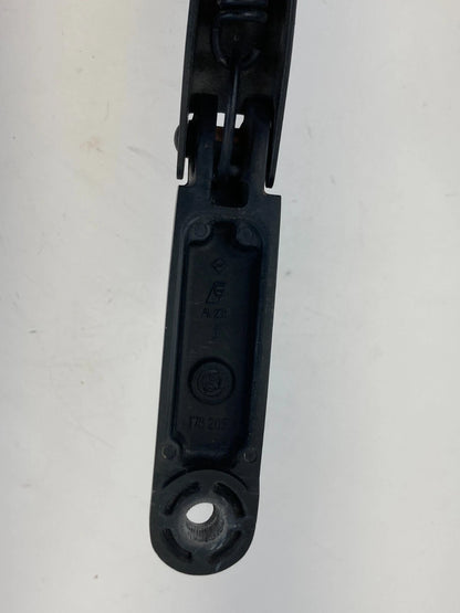 2009-2012 VOLKSWAGEN CC FRONT RIGHT WINDSHIELD WIPER ARM HOLDER UNIT OEM FACTORY