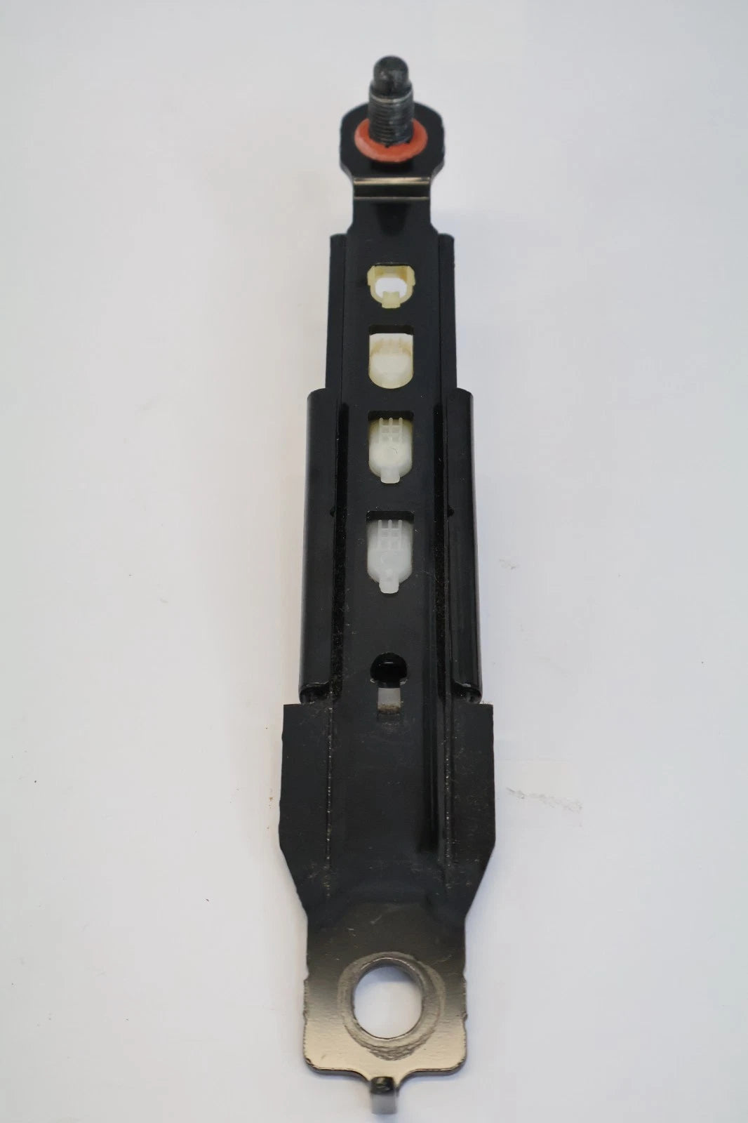 2012-2017 HYUNDAI ACCENT FRONT LEFT DRIVER SIDE SEAT BELT HEIGHT ADJUSTER