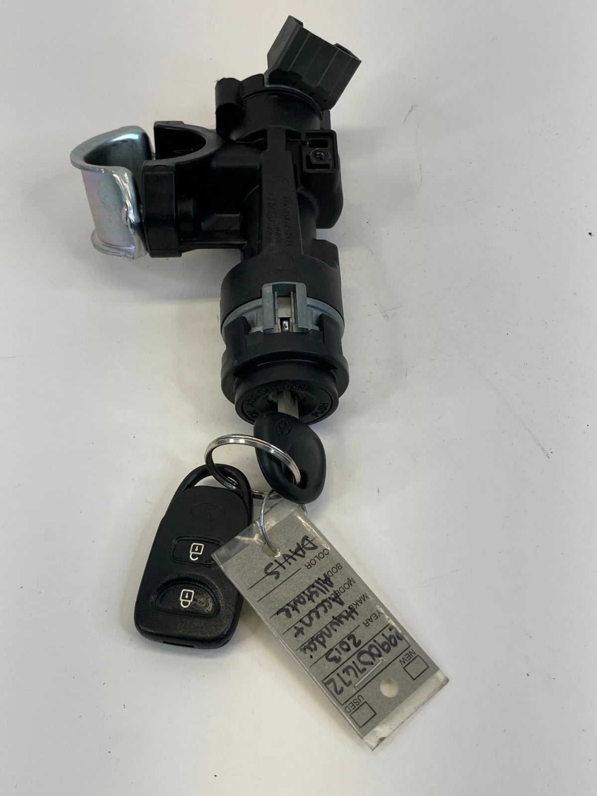 2012-2017 HYUNDAI ACCENT IGNITION SWITCH LOCK CYLINDER & KEY OEM