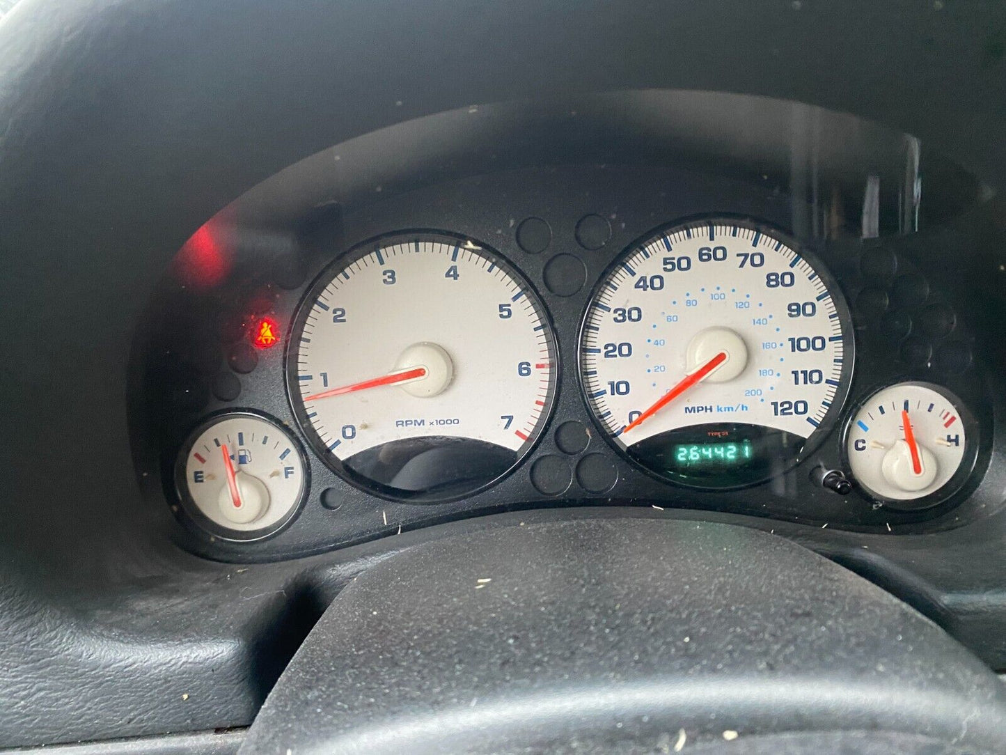 2004 Jeep Liberty Instrument Cluster Speedometer Gauges 264K Miles P56010572AE