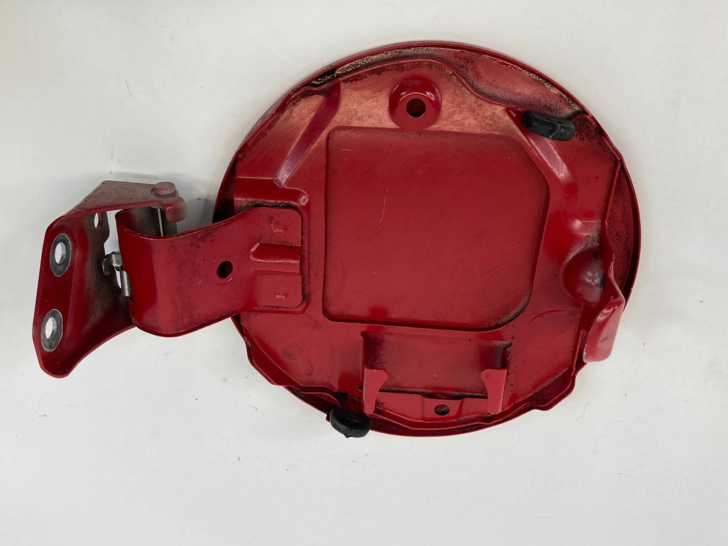 2008-2013 SUZUKI SX4 HATCHBACK FUEL FILLER DOOR TANK GAS LID COVER OEM