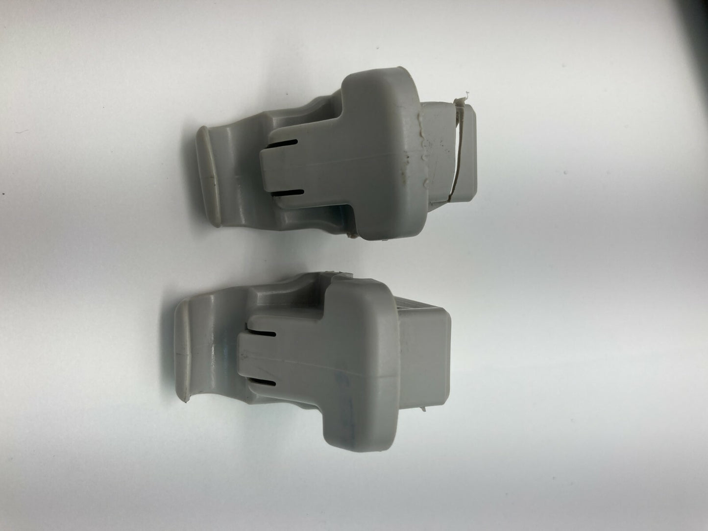 2010-2014 Subaru Outback Legacy Sunvisor Sun Visor t Set Left & Right w/ Clips