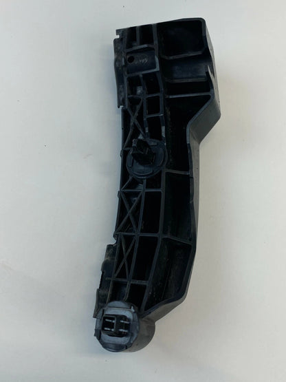 06-12 TOYOTA RAV4 REAR BUMPER RIGHT UPPER RETAINER SUPPORT RAIL COVER 5256242041