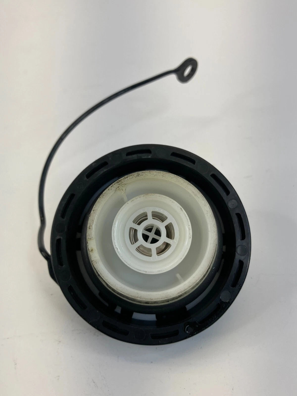 2012-2020 CHEVY SONIC 2011-2019 CHEVY CRUZE FUEL TANK GAS FILLER CAP COVER OEM