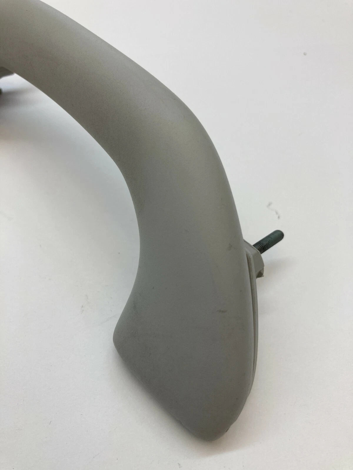 06 07 VOLKSWAGEN PASSAT SEDAN FRONT RIGHT PASSENGER ROOF GRAB GRIP HANDLE OEM