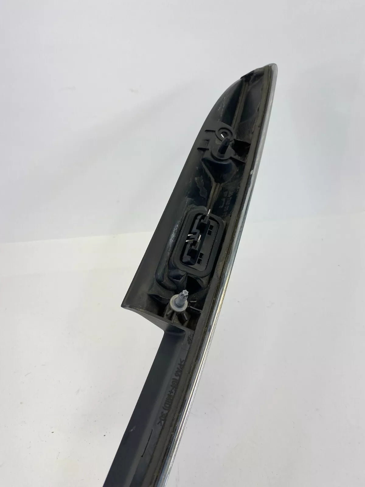 06-11 MERCEDES-BENZ ML350 TRUNK LID HANDLE BEZEL MOLDING PANEL TRIM 1647400893