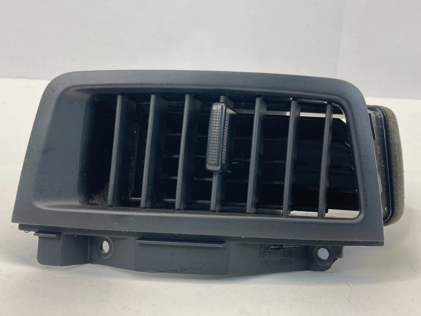 2010-2013 KIA SOUL DASH INNER LEFT SIDE A/C HEATER AIR VENT GRILLE 97410-2K000