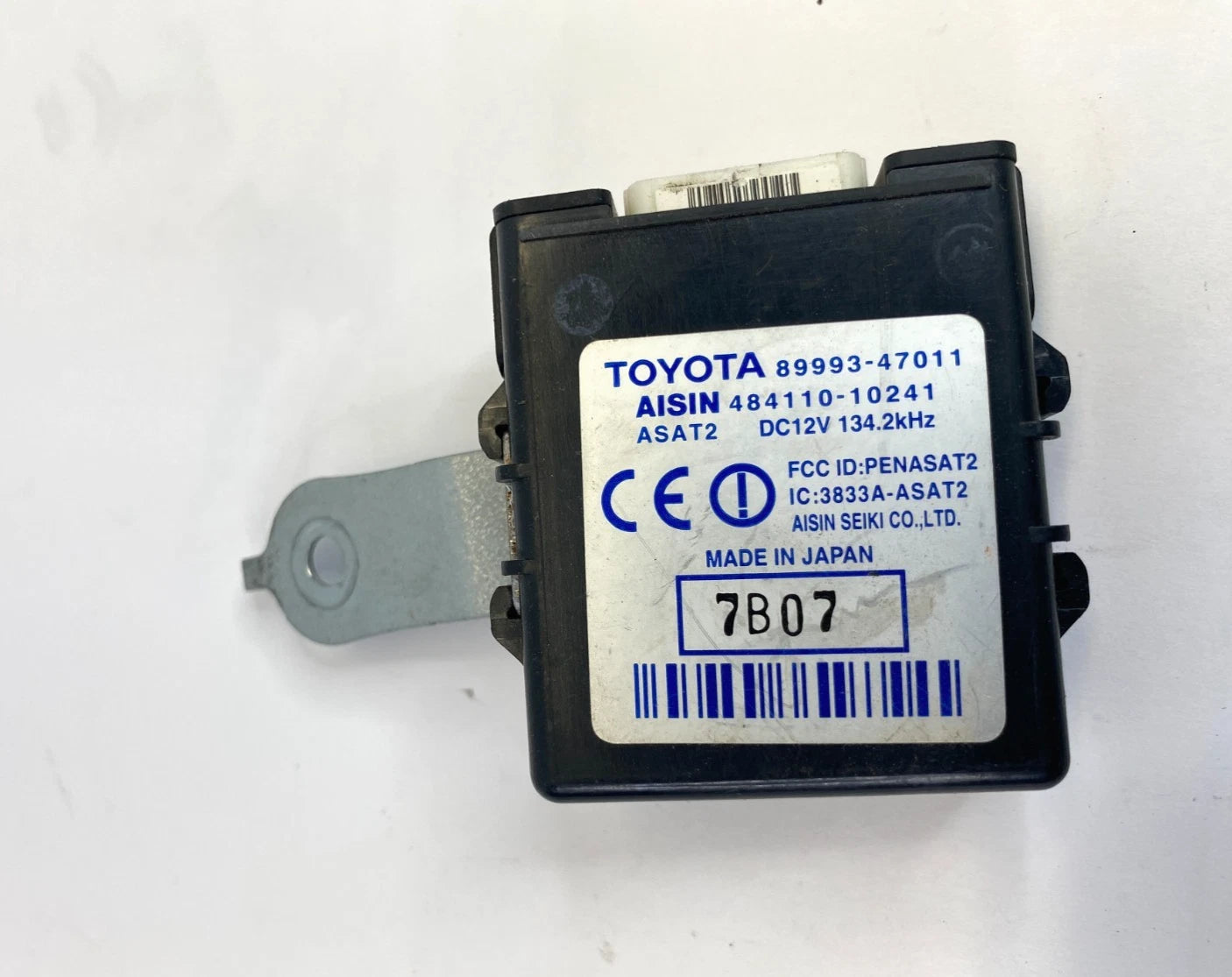2004-2009 TOYOTA PRIUS LUGGAGE ELECTRICAL KEY OSCILLATOR MODULE 89993-47011 OEM