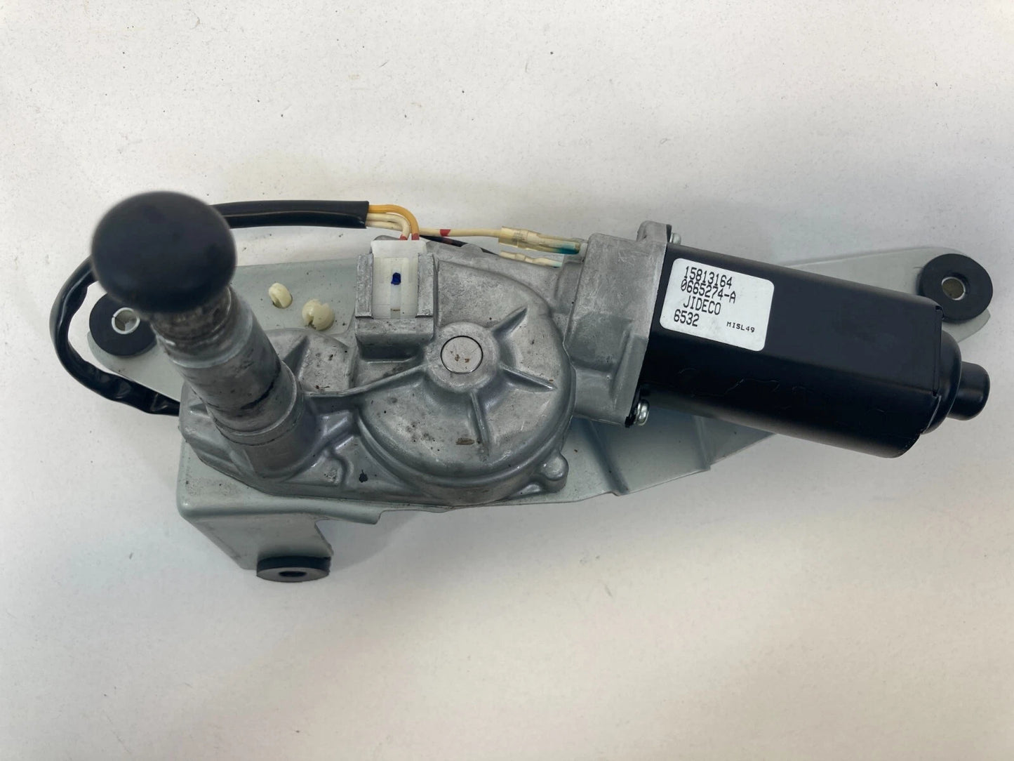 2006 PONTIAC TORRENT REAR WINDSHIELD WIPER MOTOR ASSEMBLY OEM FACTORY 15813164