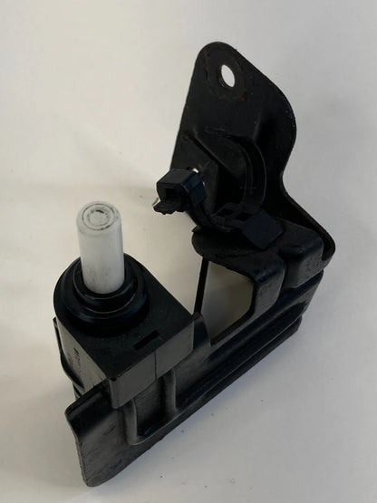 2004 INFINITI G35 FRONT HOOD POSITION SENSOR OPEN CLOSE SWITCH OEM