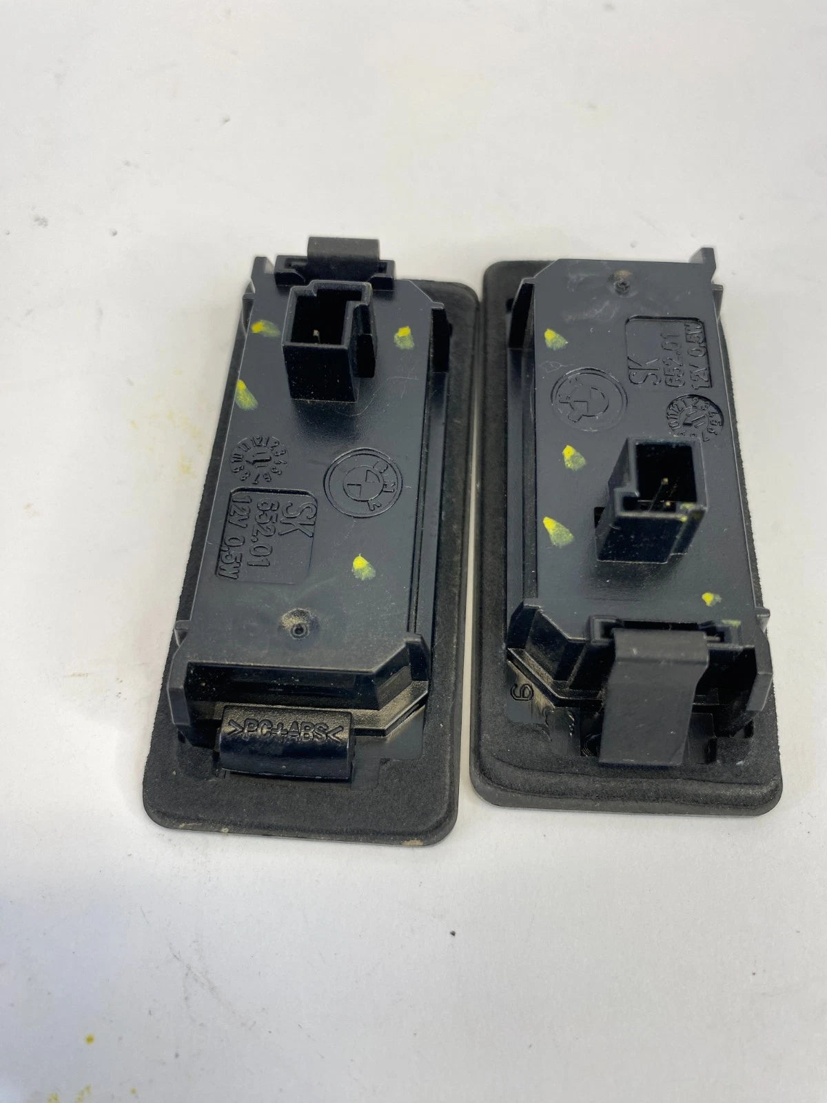 2009-2014 BMW 328I XDRIVE SEDAN TRUNK LID LICENSE PLATE LIGHT LAMP PAIR SET