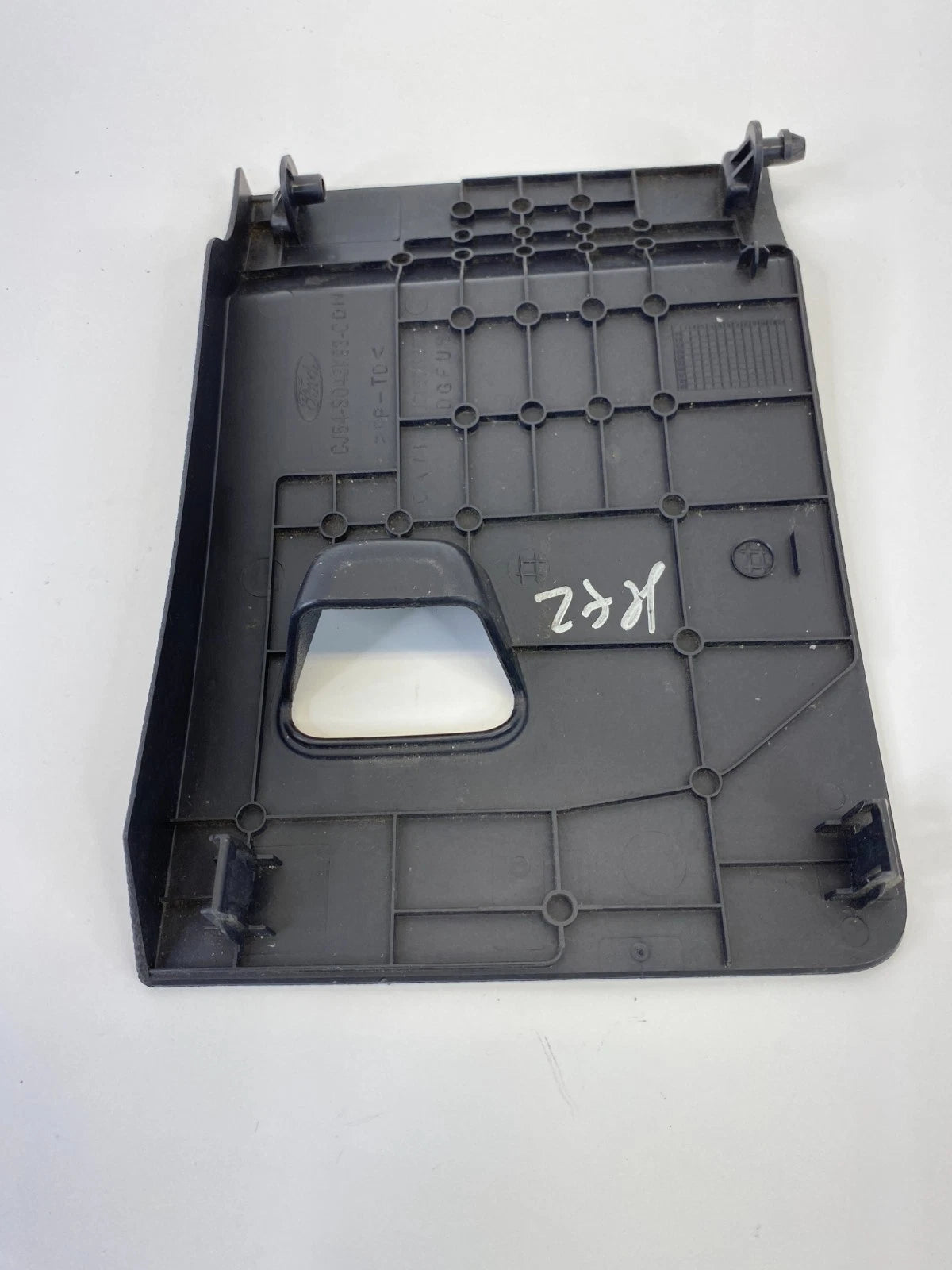 2013-2019 FORD ESCAPE DASHBOARD LOWER LEFT SIDE OBD FUSE BOX TRIM COVER ASSY OEM