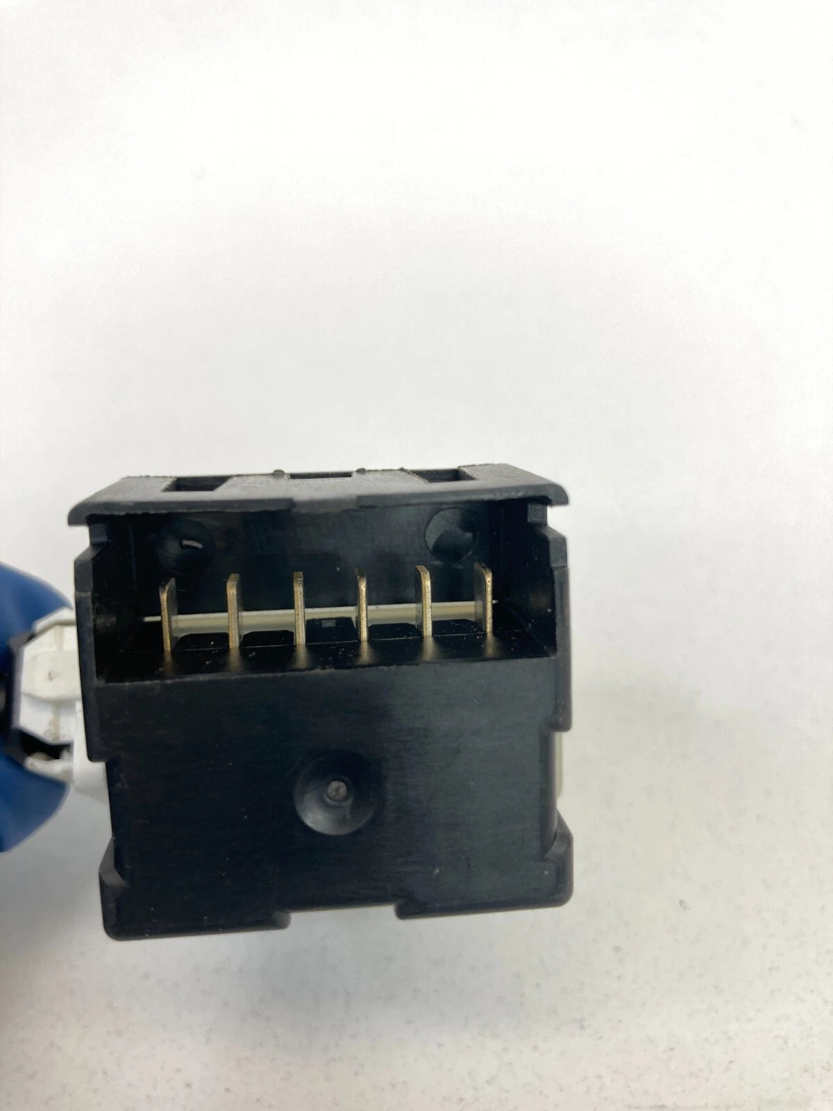 2005 06 07 08 09 2010 JEEP GRAND CHEROKEE BRAKE LIGHT STOP LAMP SWITCH