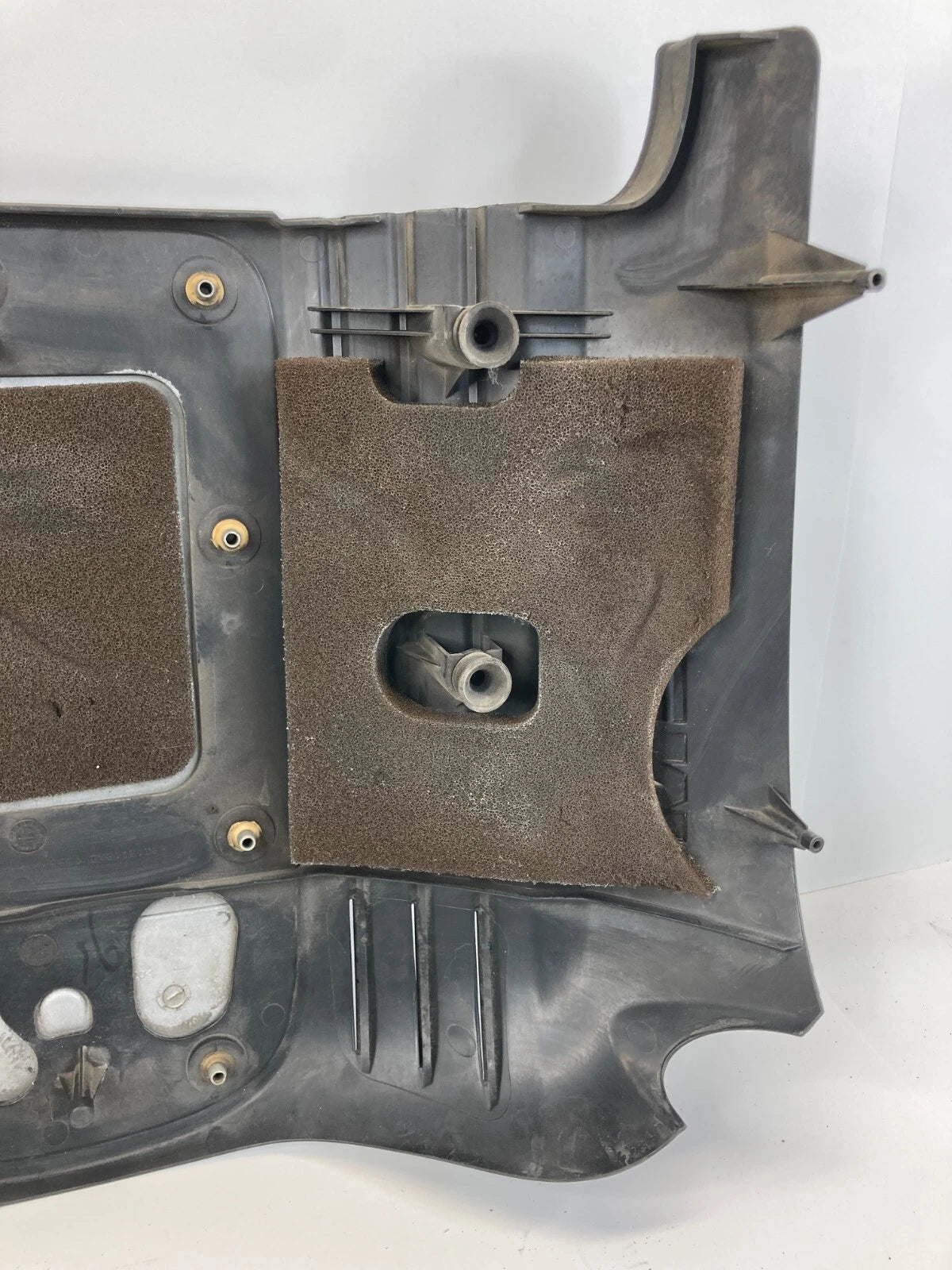 2005-2010 JEEP GRAND CHEROKEE 5.7L V8 HEMI ENGINE COVER SHIELD 53013718AB OEM