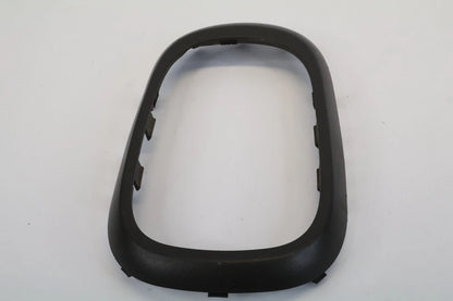 06-11 HYUNDAI ACCENT AUTOMATIC SHIFTER CONSOLE TRIM BEZEL SURROUND 84631-1E100