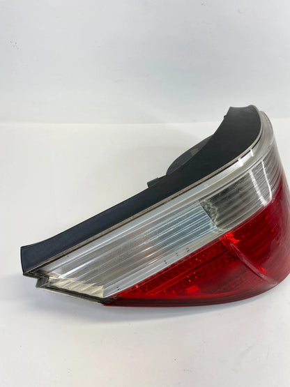 2004-2007 BMW 530I SEDAN REAR LEFT DRIVER SIDE LED TAIL LIGHT 6923305 OEM