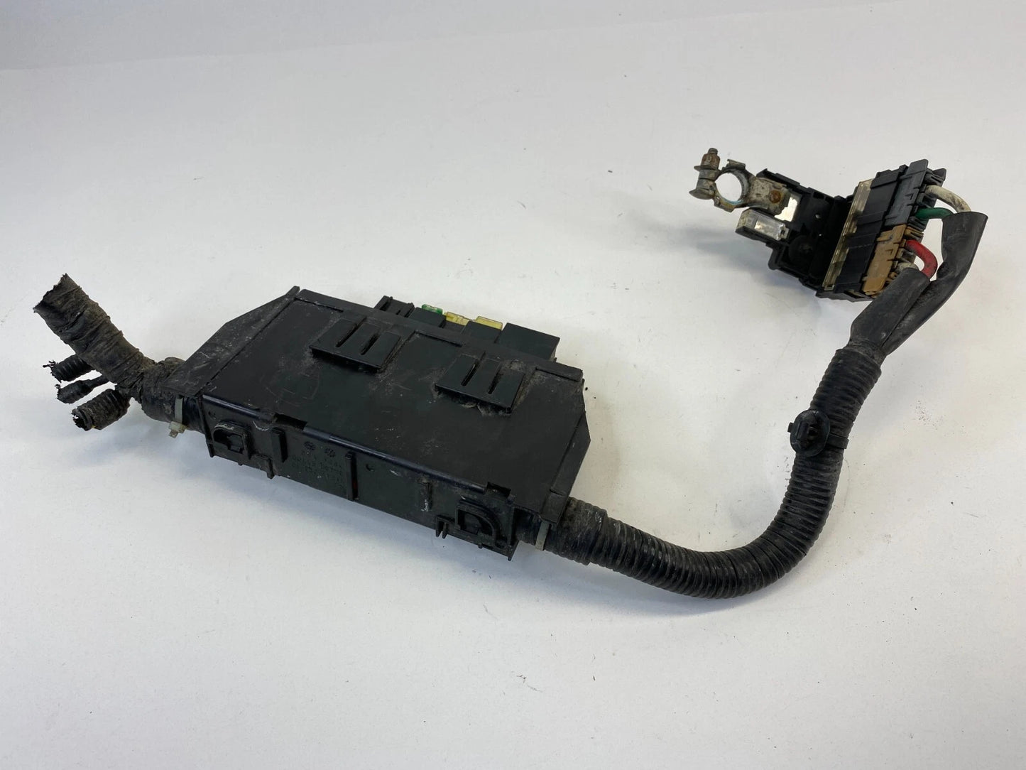 2009-2014 NISSAN CUBE BASE WAGON UNDER HOOD FUSE BOX JUNCTION BLOCK 24382-EW70B