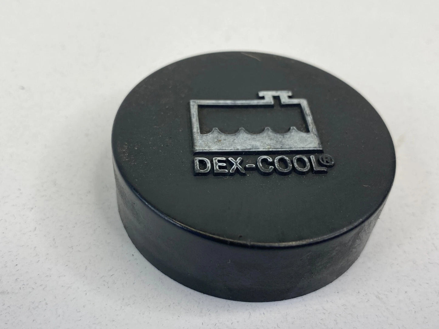 2005-2009 SAAB 9-7X 4.2L ENGINE RADIATOR COOLANT RESERVOIR COVER CAP LID