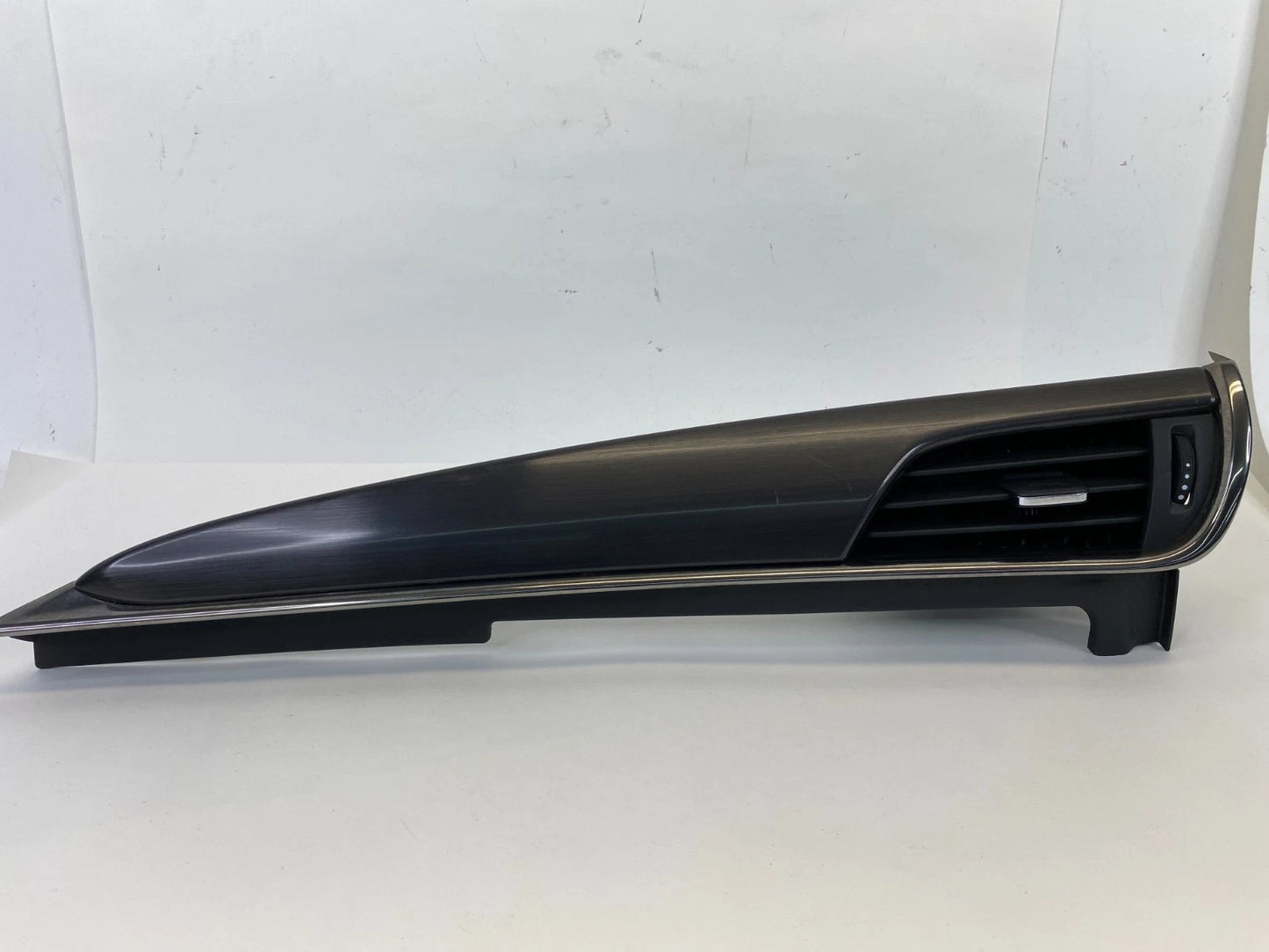 13-19 CADILLAC ATS FRONT RIGHT PASSENGER SIDE DASH AC AIR VENT TRIM 20886792 OEM