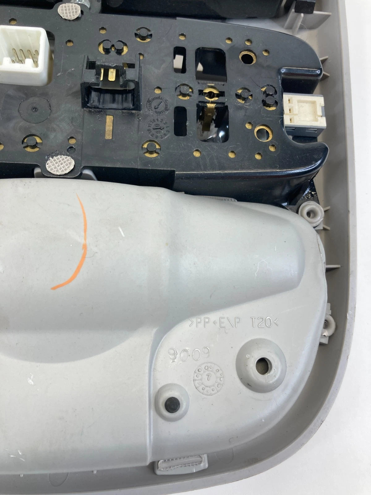 2007-2010 TOYOTA SIENNA OVERHEAD CONSOLE DOME LIGHTS POWER SLIDING DOORS SWITCH