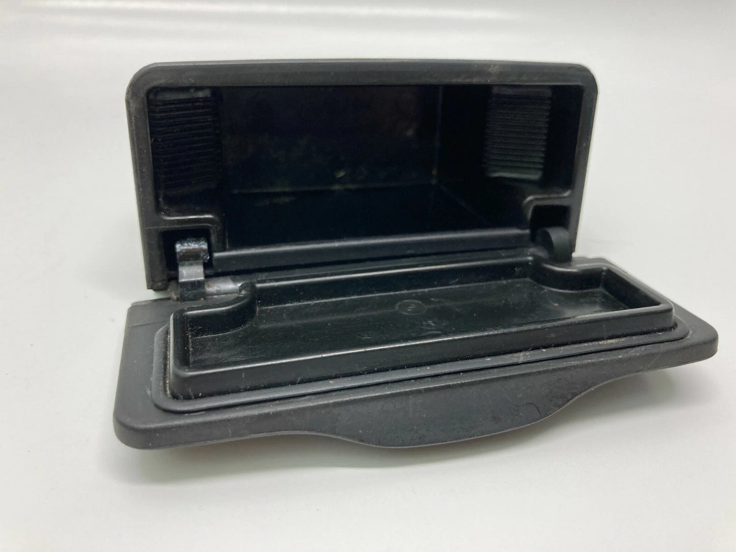 1999-2003 ACURA TL RERA RIGHT SIDE DOOR ASHTRAY ASH TRAY STORAGE 83480S0KA000