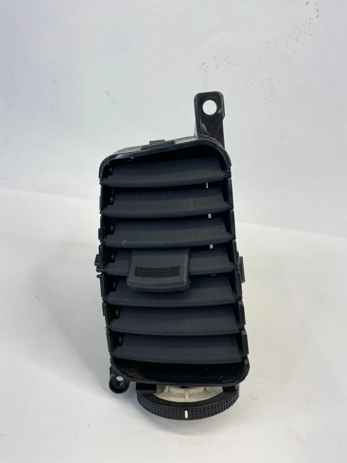 2006-2009 HYUNDAI ACCENT LEFT SIDE DASH CENTER AC AIR VENT DUCT 97410-1E000 OEM