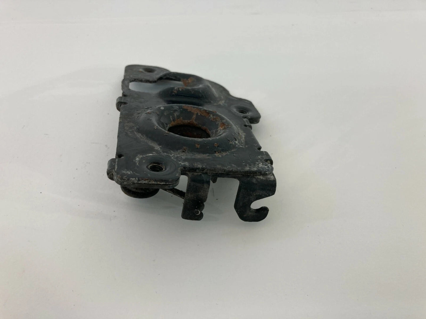 2006 - 2011 HYUNDAI ACCENT HATCHBACK FRONT HOOD LOCK LATCH RELEASE ASSEMBLY OEM