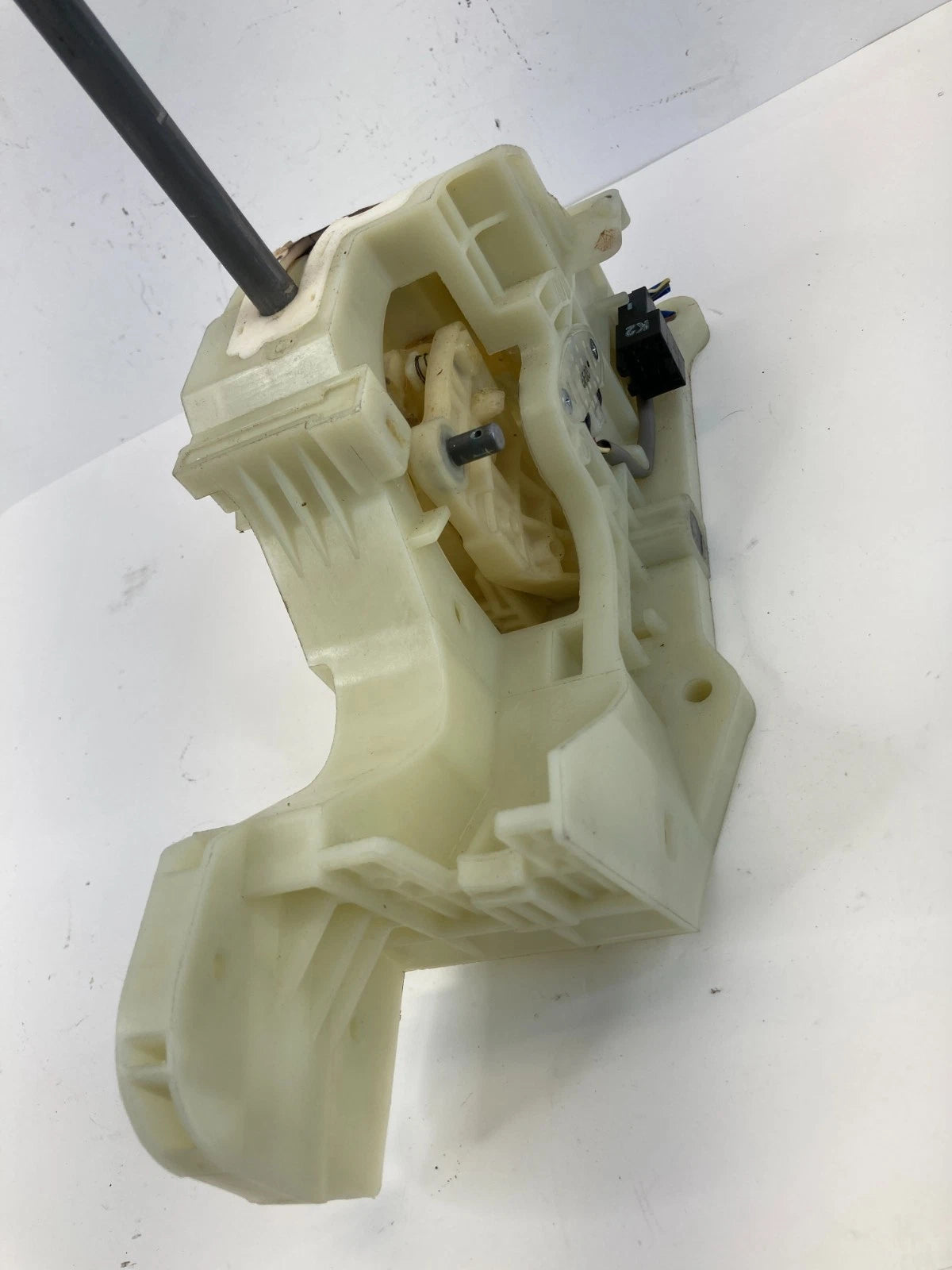 2012-2017 Kia Rio Automatic Transmission Floor Gear Shifter Lever Handle Assy