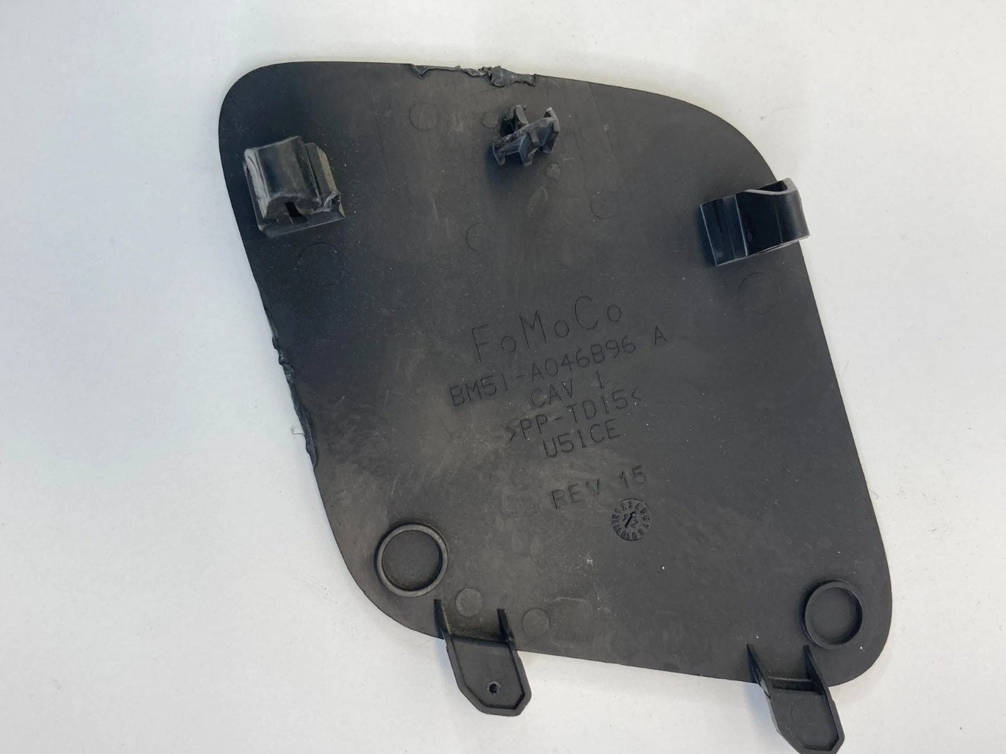 2012-2018 FORD FOCUS RIGHT SIDE CENTER CONSOLE LID SHIELD COVER CAP BM51-A046B96