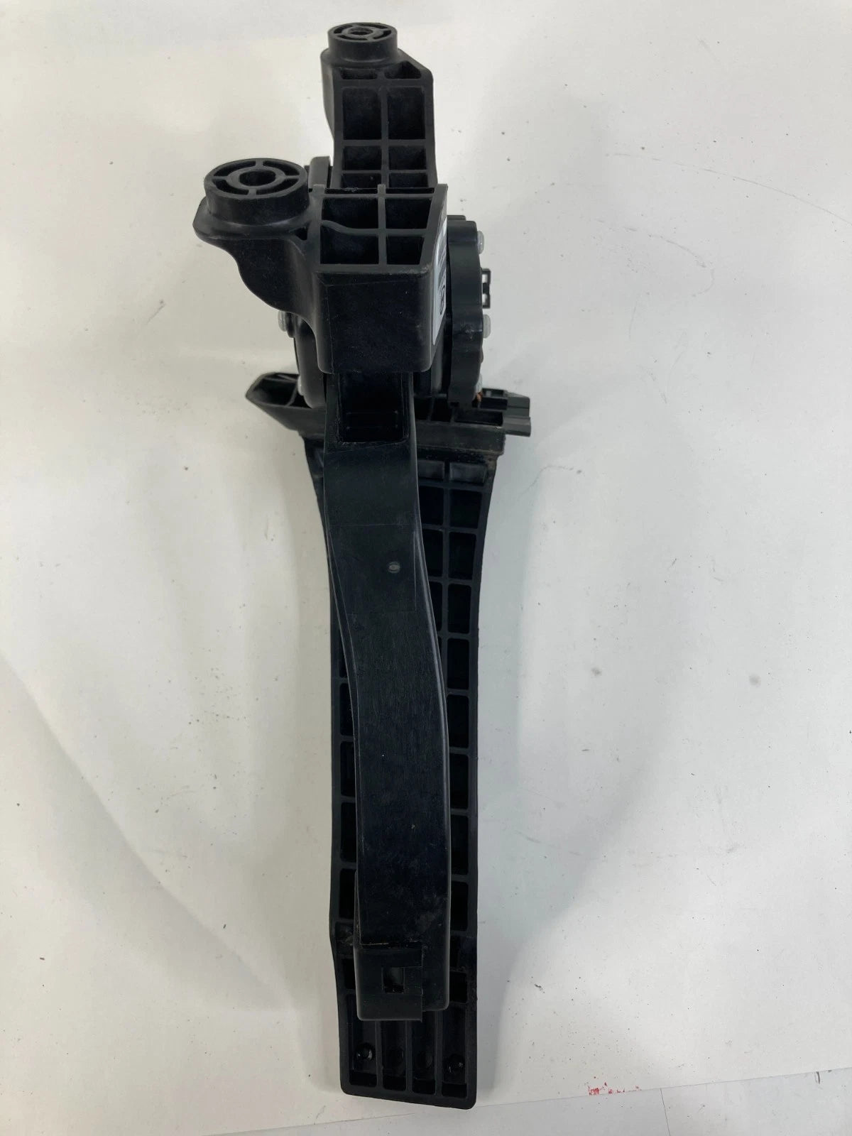 2011-2015 HYUNDAI SONATA ACCELERATOR PEDAL GAS UNIT SENSOR ASSY 32700-3Q100 OEM