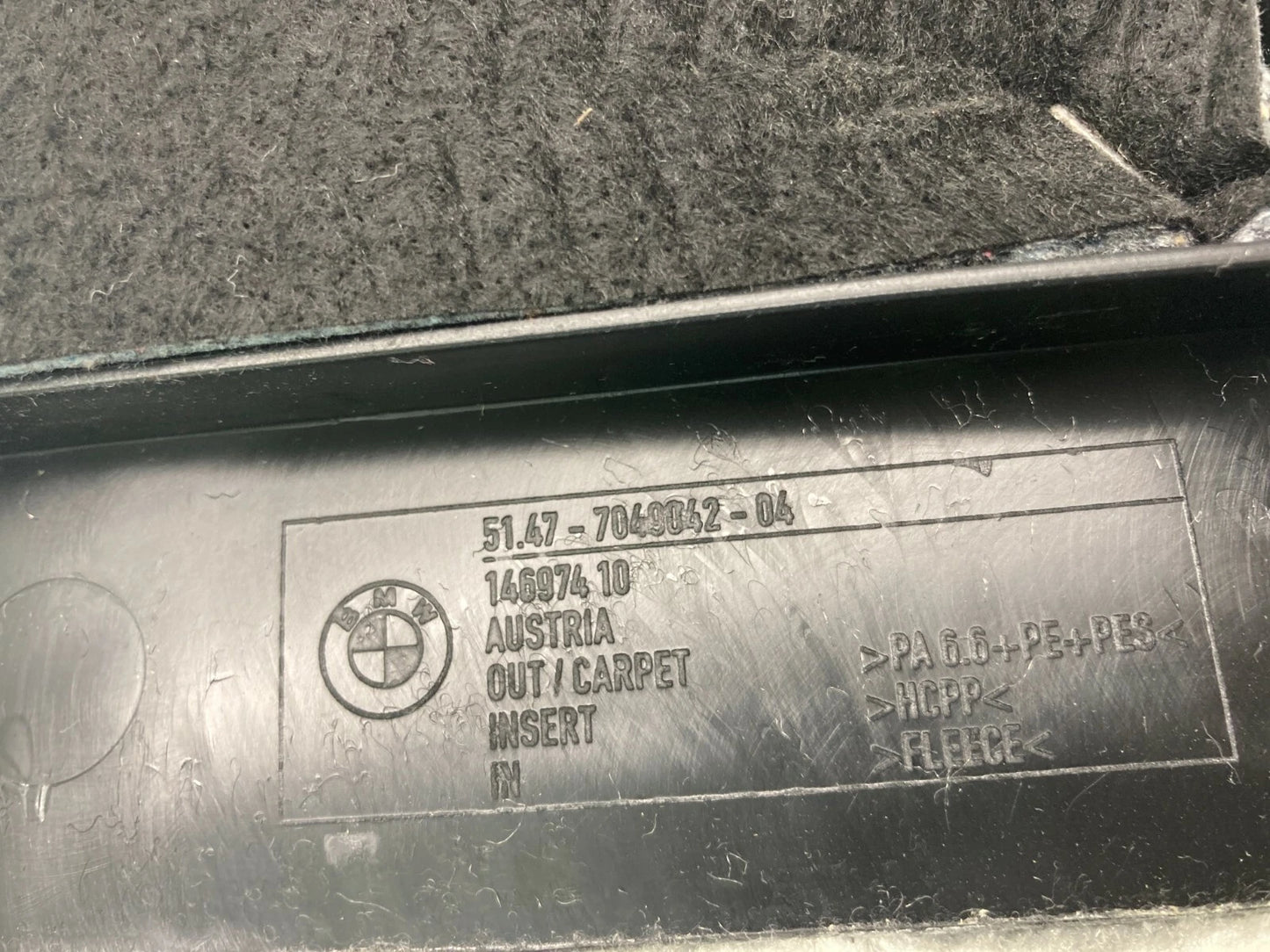 2004-2010 BMW X3 REAR QUARTER RIGHT TRUNK LUGGAGE TRIM COVER PANEL 5147704904204