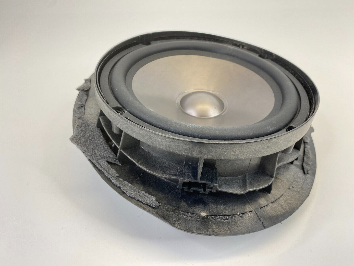 2003-2006 Mercedes-Benz E500 Front Left Driver Side Door Speaker A211-820-23-02