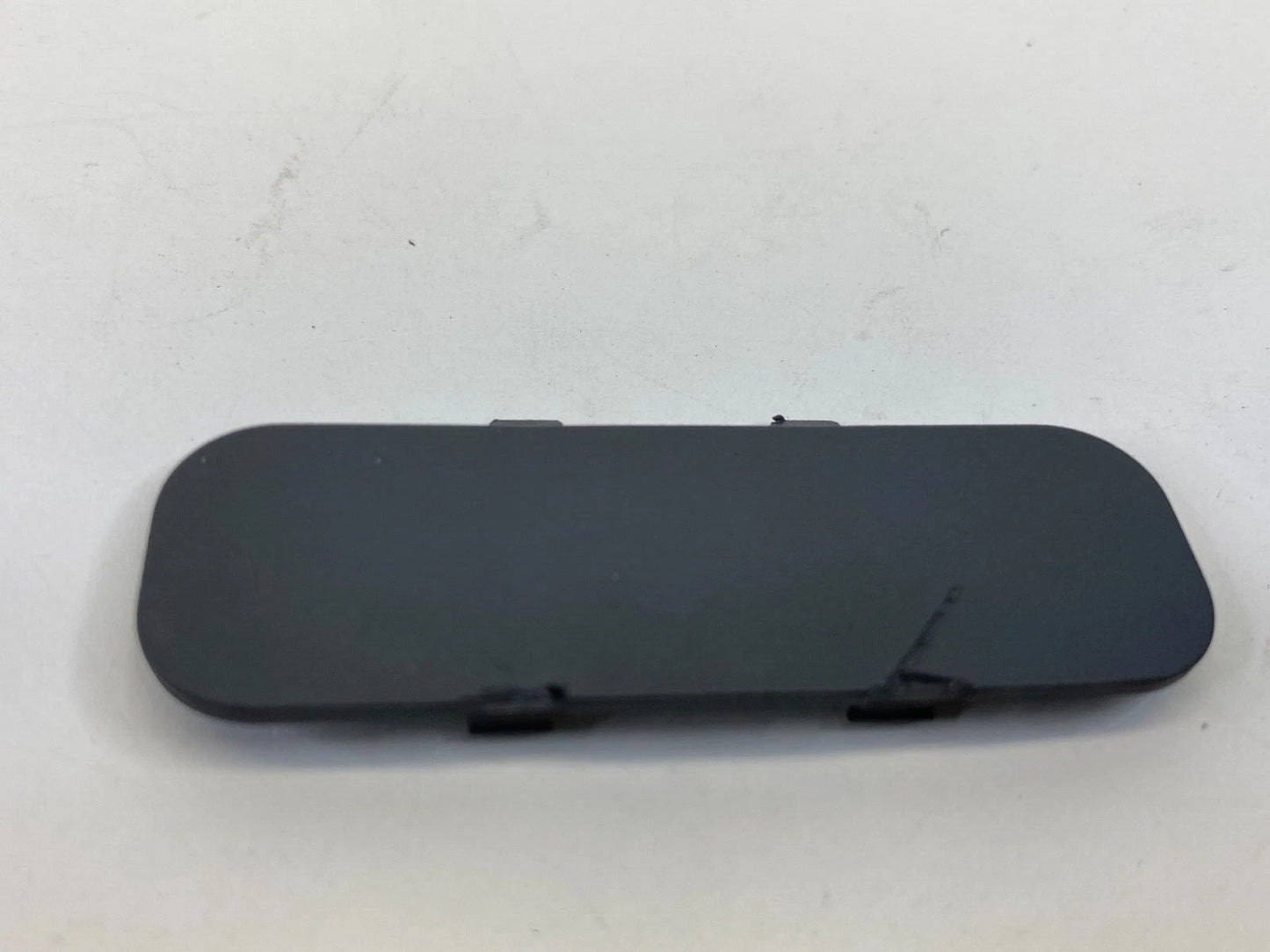 2004-2006 KIA SPECTRA FRONT LEFT DRIVER INSIDE DOOR HANDLE SCREW COVER BLACK OEM