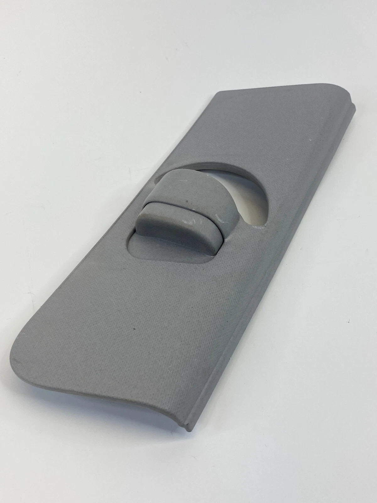 11-16 HYUNDAI ELANTRA SEDAN RIGHT B PILLAR SEAT BELT ADJUSTER COVER 85843-3Y000