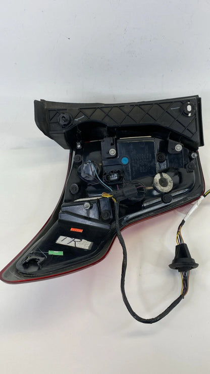 2016-2019 Ford Explorer Police Interceptor Utility Right Taillight Taillamp OEM