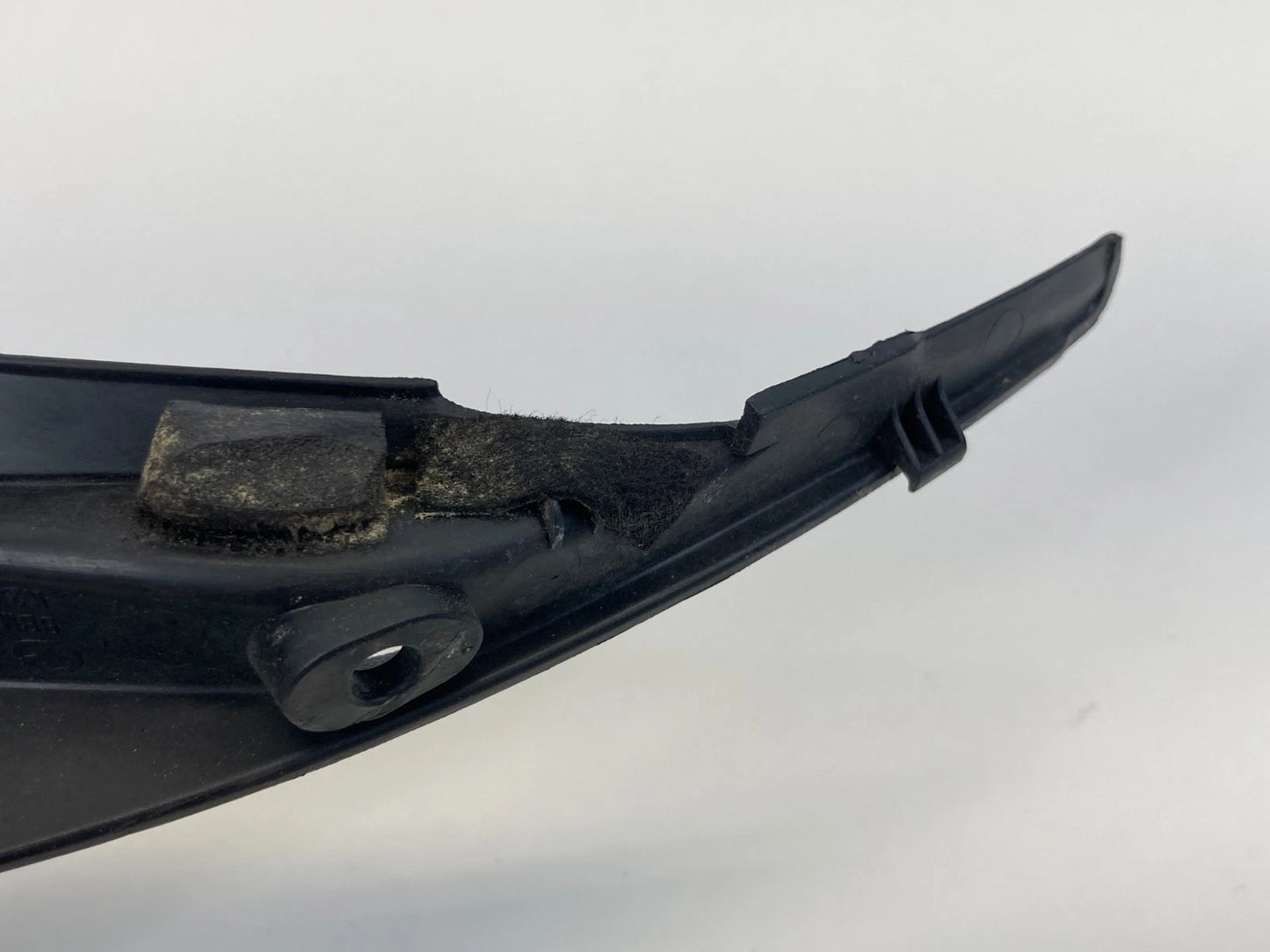 2010-2013 MAZDA 3 FRONT LEFT & RIGHT FENDER UPPER MOLDING PAIR BBM451PB1 OEM